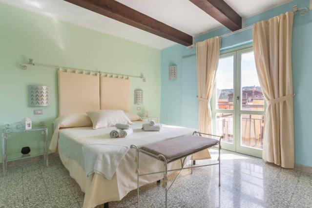 Madalen Guest House Боза Екстер'єр фото